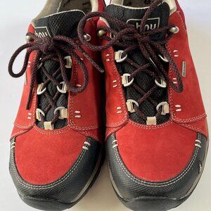Women's Waterproof Hiking Shoes, AHNU Montara II, Size 9, Red Color